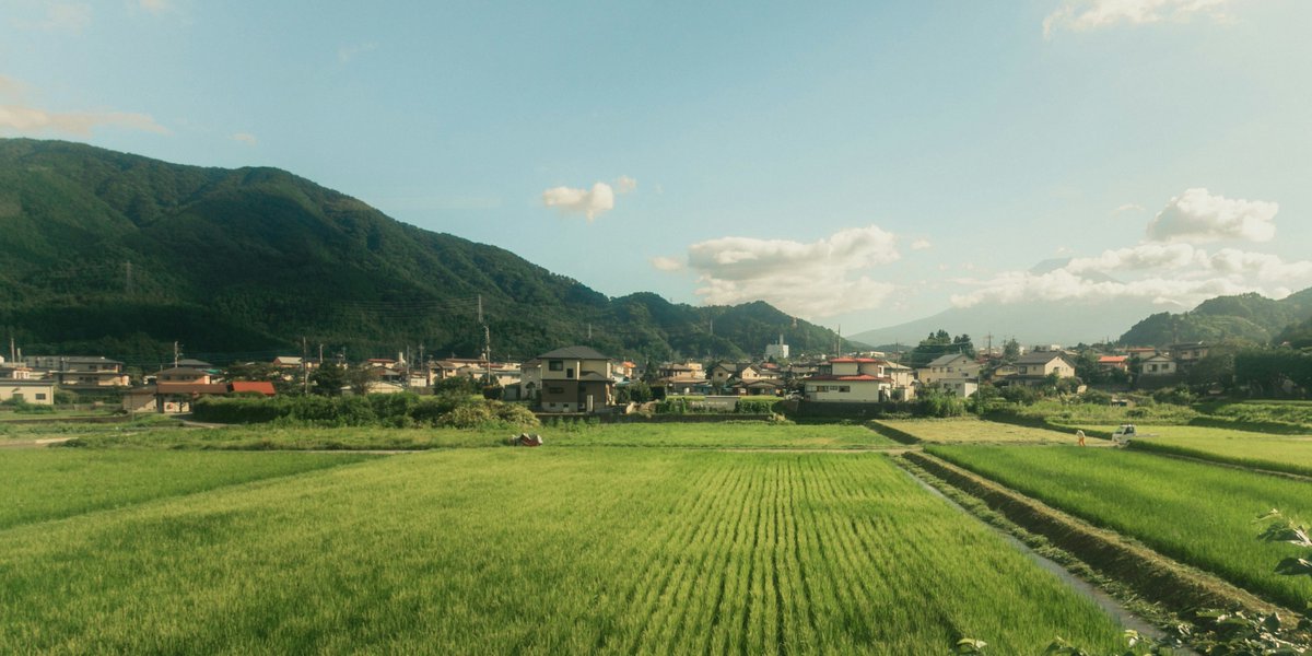 fango_house's tweet photo. Take a break from the fast-paced city life and discover the serene beauty of rural Japan🌿🏡 #JapanCountryside #JapanTravel https://t.co/QZZihgK9SR