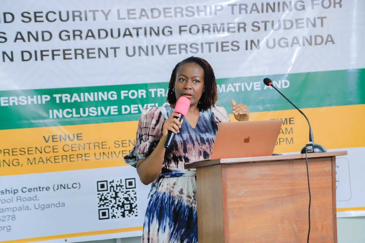 doctor_t2's tweet photo. The way you handle finances will either create peace or conflict. So, financial literacy is essential as a way of promoting peace and security within the youths
@TheJNLC @Makerere @KAS_SIPODI_EA @UMIUganda 
#JNLCTRAINING2024
#IChoosePeaceUG
#PeaceChallenge
#PeaceAndSecurity https://t.co/hjSsQmX2zd