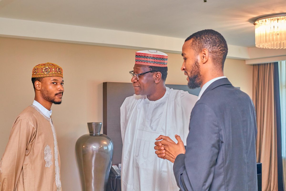 Hon Abdulmumin Jibrin Kofa, member representing Kiru/Bebeji, Kano in the House of Representatives, on Tuesday visited the Emir of Kano, Malam Muhammadu Sanusi II in Abuja, where they had a long discussion on issues of national development.
Sani Ibrahim Paki
Media Aide 
03-12-2024