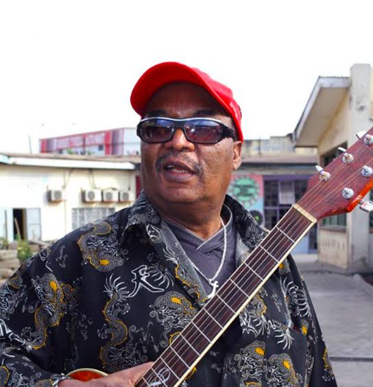 Now that the song is popular again.

Kasongo wa Kanema who wrote the song Kasongo (that everybody is singing) is the father to Benoit Kanema  who you all know as Shappaman from Camp Mulla

Funny how music (and history) works.

Here's the great man's pic