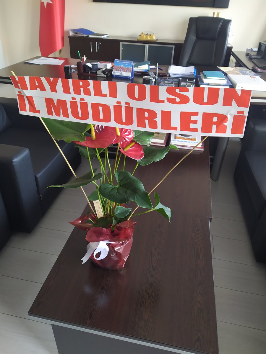 Hayırlı olsun Ziyaretleri ile bizleri onurlandıran Aksaray İl Jandarma Komutanımız Sayın M. Ali Bayer Aksaray İlinin kıymetli yöneticileri Sayın Müdürlerime ve Aksaray Meteoroloji İl Müdürümüz Sayın Cevdet Başağa'ya şükranlarımı sunuyorum