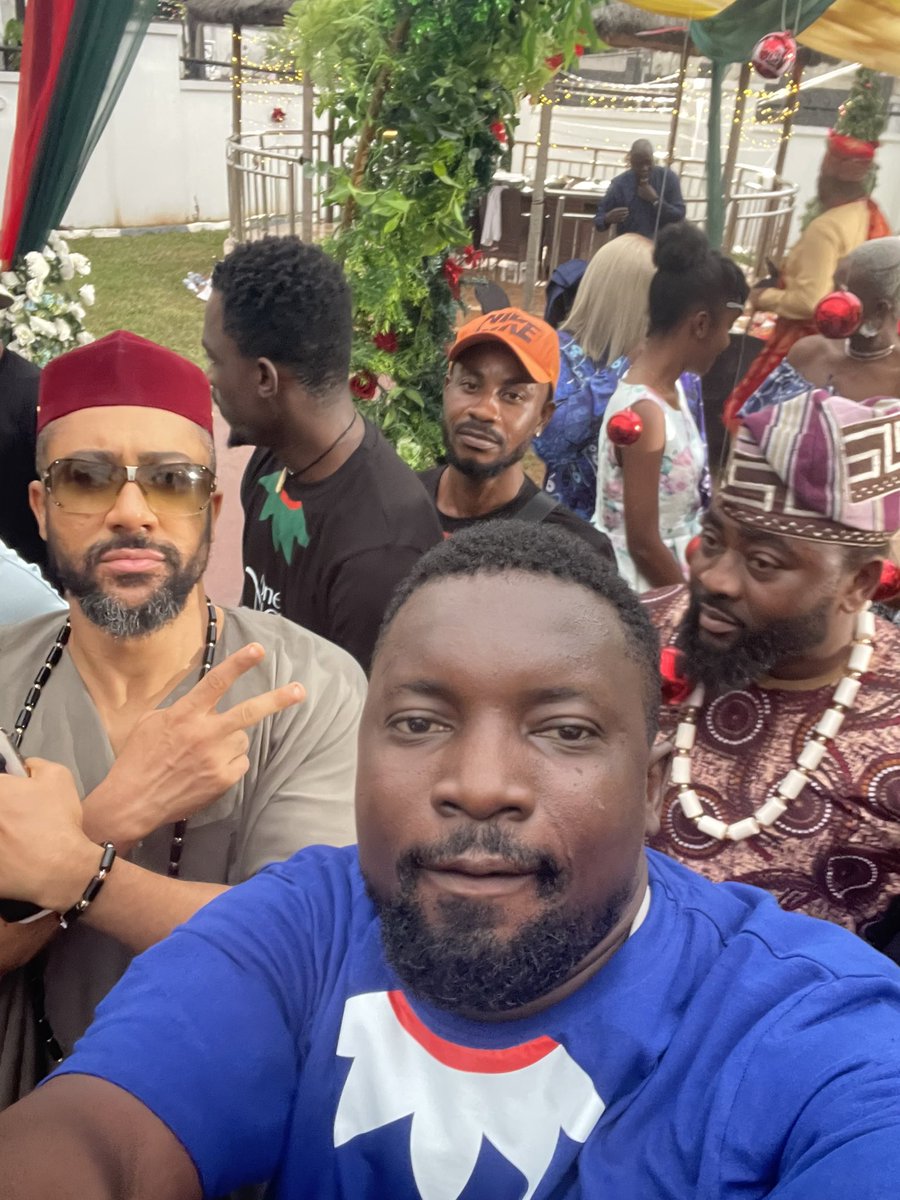 Oralusiomokola's tweet photo. I had d incredible opportunity to serve as the production manager for this project, and I can't wait for you all to see it "One Night Guest," a film produced by @SOZOfilms and directed by @petersedufia , is hitting cinemas across Nigeria on December 25th! 🎥 🍿❤️ #OneNightGuest https://t.co/8myxrS68hI