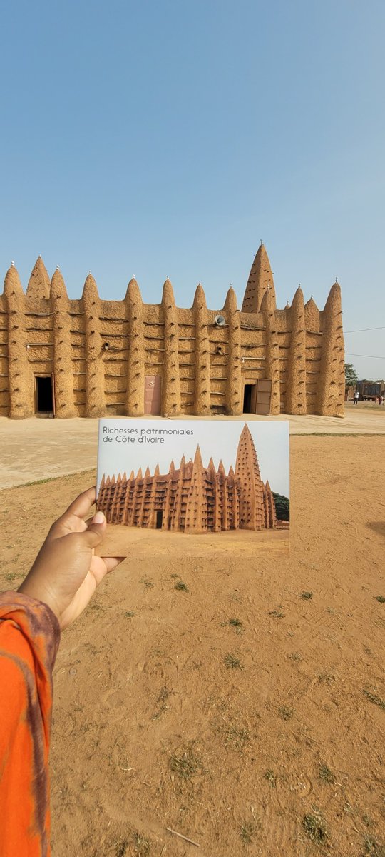 AffohG's tweet photo. ✨Célébration d'un patrimoine exceptionnel ! ✨
👉https://t.co/LXBE02iQzG

#Patrimoinemondial #UNESCO #Architecturedeterre #earthenarchitecture #Kong #cotedivoire  #Mosquées #africanheritage #wordheritage #FrançoiseRemarck #LazareEloundou #Afrique #Africa #Heritage https://t.co/yTZWy0N352