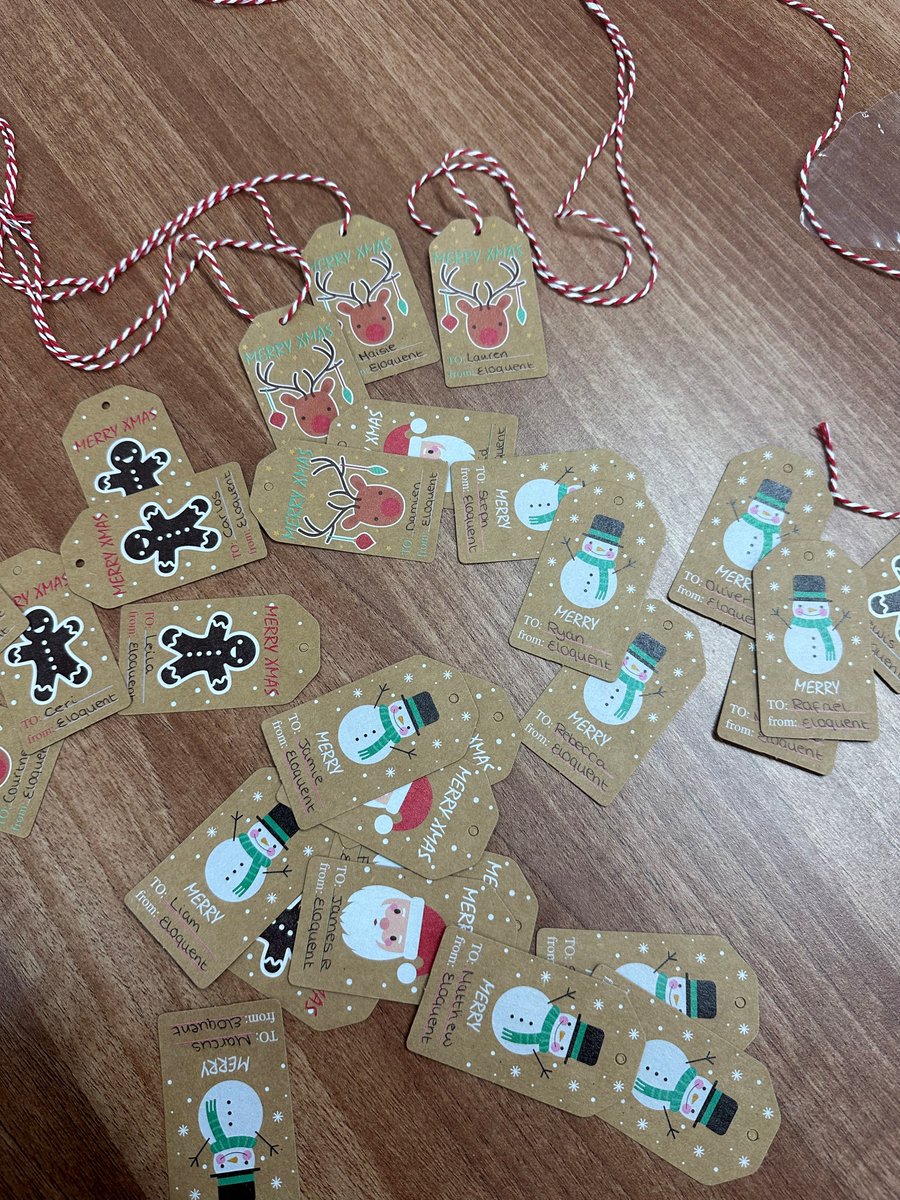 EloquentTech's tweet photo. 🎄 Getting into the Christmas spirit here at Eloquent 🎄 

Last week we packed up some festive giftboxes for our fantastic team, to show our appreciation for all their hard work and dedication this year 🎁

We are so grateful to have such a brilliant team by our side! ✨ https://t.co/mibfTG3EAN