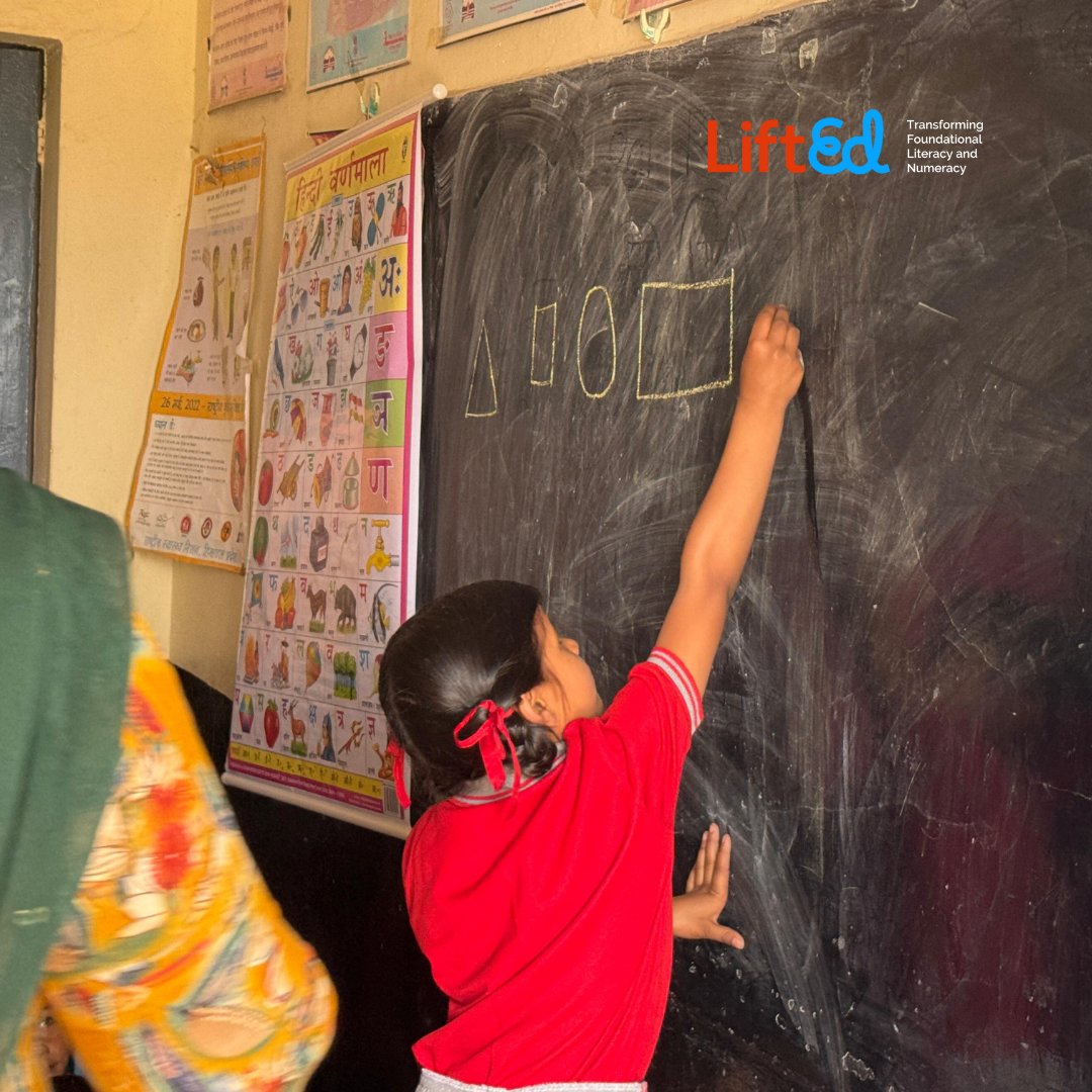 britishasiantst's tweet photo. Through field visits over the year, we’ve witnessed the transformative impact created by the #LiftEd #DevelopmentImpactBond in #India! The visits have helped us hear from teachers, principals, education officers &amp; some of the 4 million children benefitting from LiftEd. https://t.co/Y3idiAIBSR