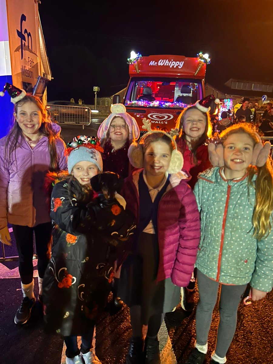 Happy carolers at Garvagh Christmas Lights! 🎄