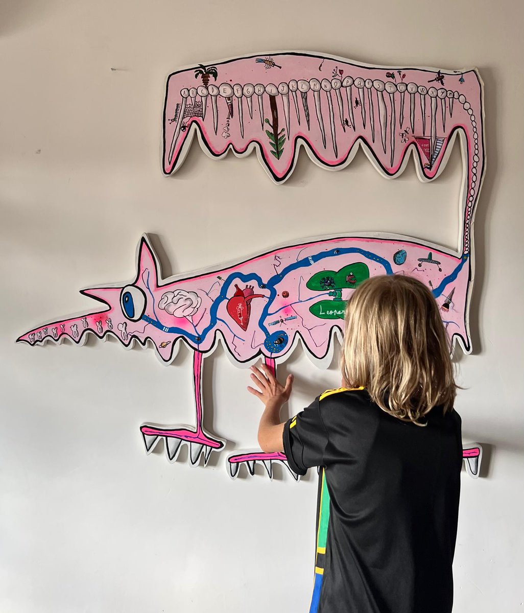 VLABgallery's tweet image. VLAB is pleased to present “MENÚ DE GARABATOS” with the artist LEONARDO.

Opening reception December 12th, 2024.
From 7 to 9 pm.
C/ Justiniano 9, 28004 Madrid

#MenúDeGarabatos #vlab #vlabgallery #soloexhibition #soloshow #madrid #leonardo #leonardopaints