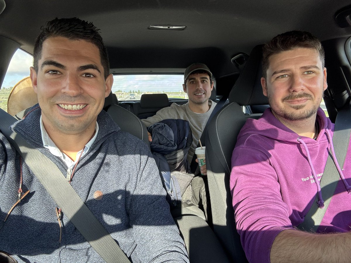 🙌🏻 De nuevo en modo🏆 
🔜 Nou Stadi de Tarragona
⚽️ Vivimos el #NasticHuesca en <a href="/ardeportes/">Aragón Deporte</a> <a href="/aragontv/">Aragón TV</a> <a href="/aragonradio/">Aragón Radio</a> 
🙋🏻‍♂️Repite <a href="/costa_el21/">Luis Costa</a> 😎