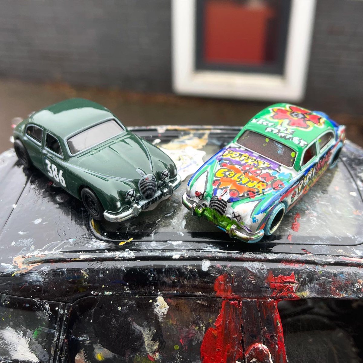 Popbangcolour (@popbangcolour) on Twitter photo If ever the #PoppyBangColour livery was ever replicated onto a MK1 Jaguar <a href="/Hot_Wheels/">Hot Wheels</a> , it would look a little something like this… watcha think to it?
👀🚗✍🏻🎨🏁
#Hotwheels #Jaguar If ever the #PoppyBangColour livery was ever replicated onto a MK1 Jaguar <a href="/Hot_Wheels/">Hot Wheels</a> , it would look a little something like this… watcha think to it?
👀🚗✍🏻🎨🏁
#Hotwheels #Jaguar