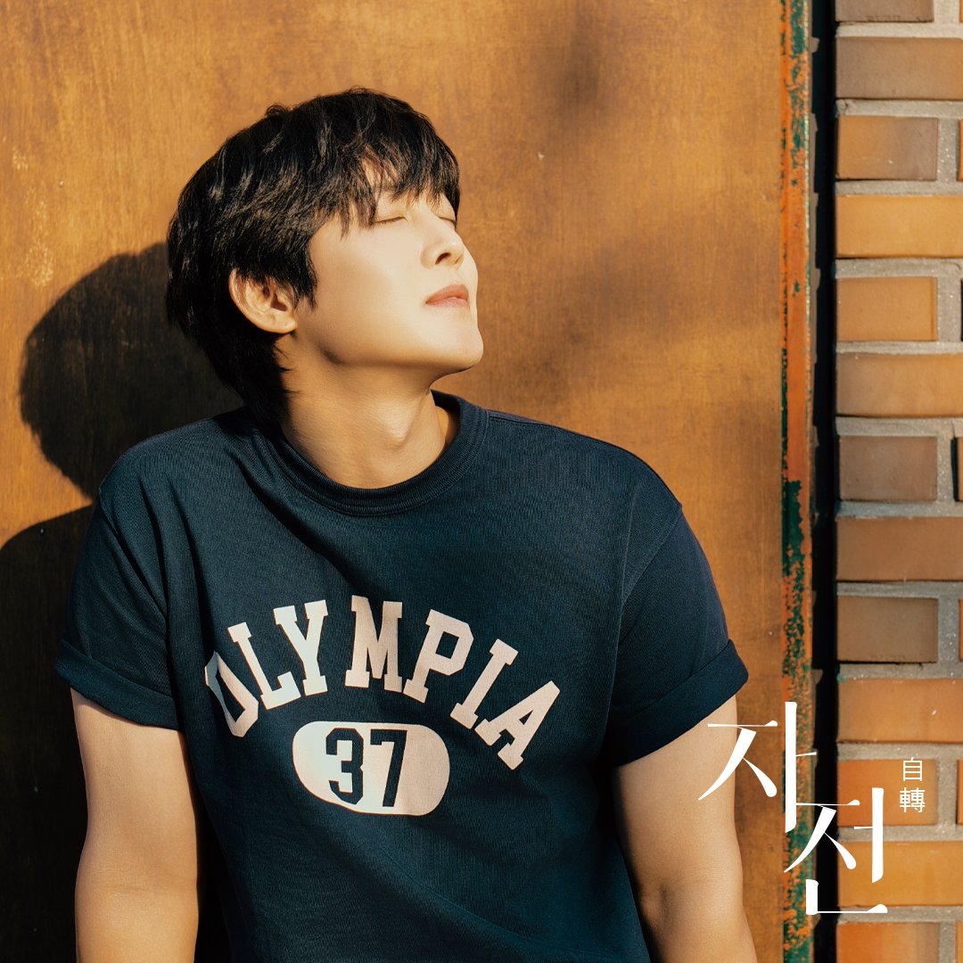 khj_heneciatwt's tweet photo. 2025 시즌 그리팅 나왔어요^^~ 잘 나온 사진들 많이 있으니, 탐나면 한 장씩 부탁드릴게요~ 팬 아닌 분들도 하나 가지고 있어봐요^^ 팬 되게 해 줄게요ㅋㅋ

#KIMHYUNJOONG #김현���
#SEASONS_GREETINGS https://t.co/ZOlc3NORg6