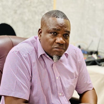 pastorclemencem's tweet photo. I know this guy @hwendec,how he was loyal to the https://t.co/OxiFCPcC68 was NC who froze him out of his SG post.He spend a lot of his money funding opposition activities,he risked the growth of his companies by publicly associating them with the opposition nhasi wonzi atengesa.. https://t.co/TJSSIUhOpv