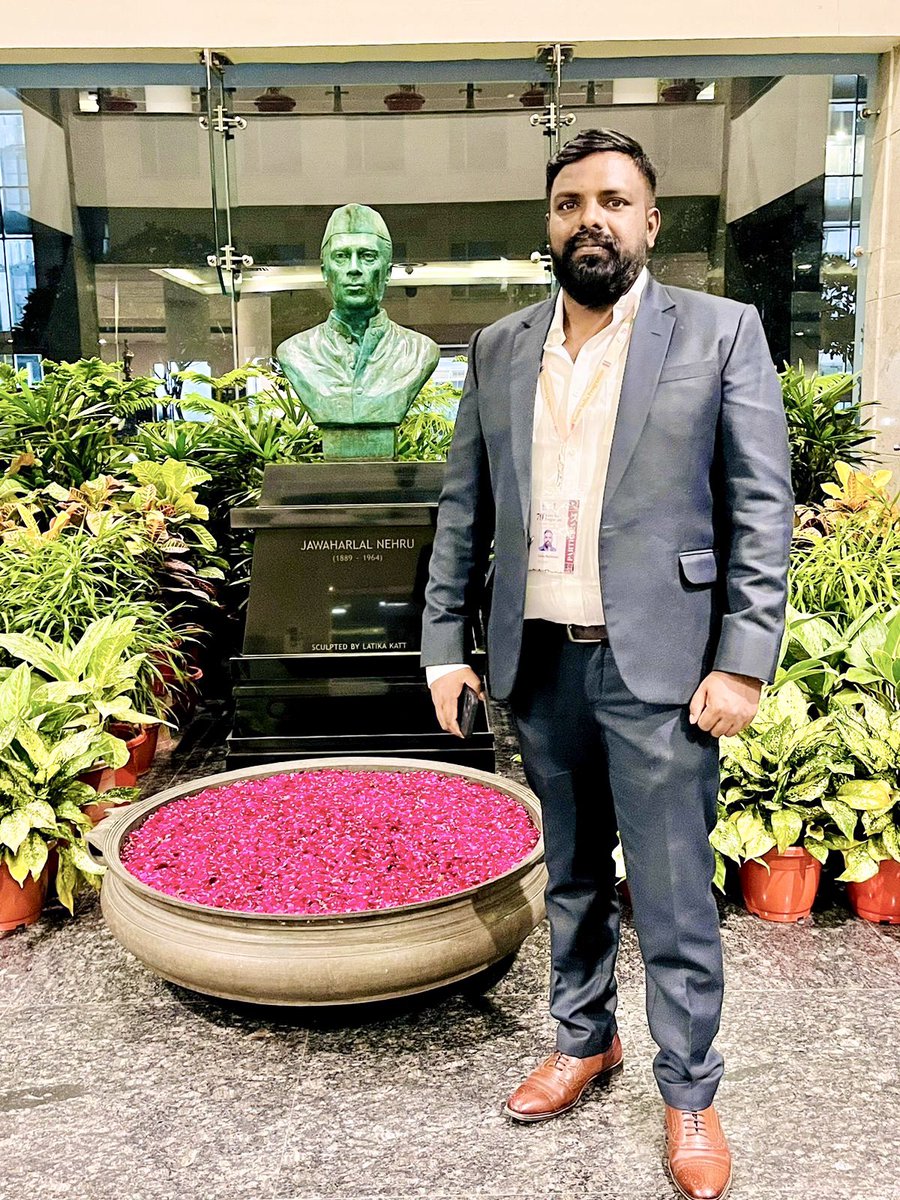 "Honored to meet Dr. S. Jaishankar, India's Minister of External Affairs. A truly insightful conversation on India's global diplomacy.

 #SJaishankar #India #Diplomacy"
#virakesari #ENCL #Digital #NewDelhi #TravelDiaries #IndiaBound #KnowIndia #KIP79 #IndianDiaspora