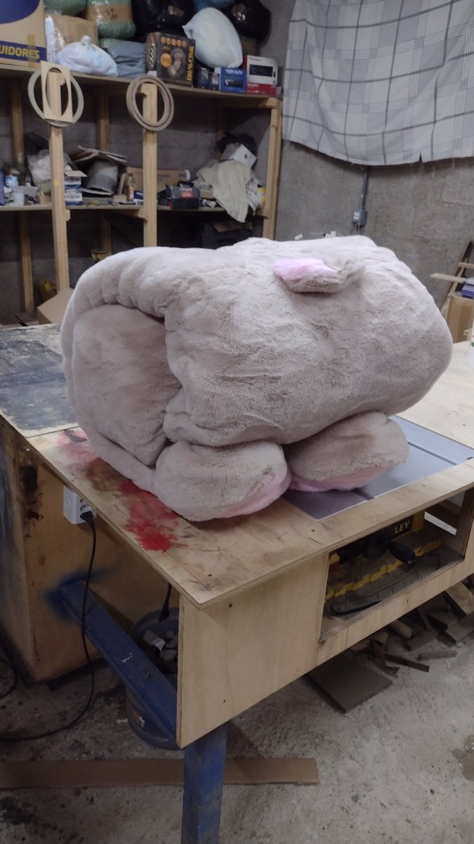 ric_brandt's tweet image. Teddybear packed and ready to go!
#plushsuit #fursuit #plushie #teddybear #plushiesuit #teddybearsuit #onepiece #lockable