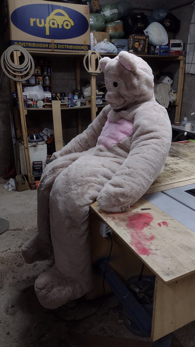 ric_brandt's tweet image. Teddybear packed and ready to go!
#plushsuit #fursuit #plushie #teddybear #plushiesuit #teddybearsuit #onepiece #lockable