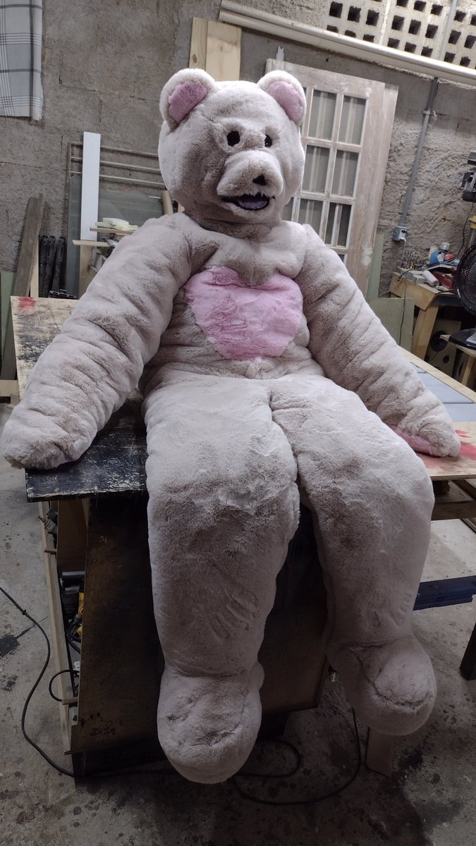 ric_brandt's tweet image. Teddybear packed and ready to go!
#plushsuit #fursuit #plushie #teddybear #plushiesuit #teddybearsuit #onepiece #lockable