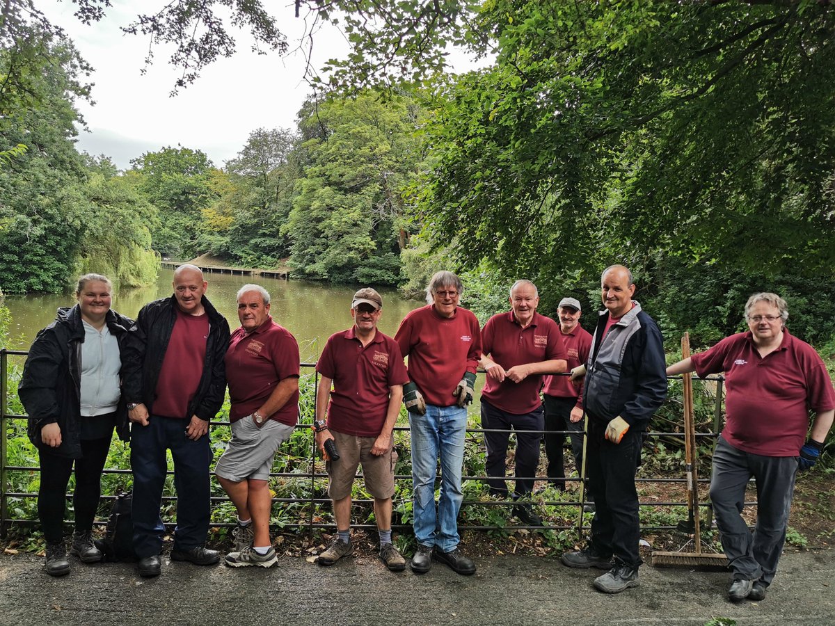 BirkenheadPark1's tweet photo. 💚Today for #NationalVolunteersDay we'd like to say a huge thank you to the amazing volunteers who dedicate their time &amp; energy to Birkenhead Park! Our volunteers play a vital role in preserving this historic space, ensuring its charm and character remain for future generations. https://t.co/joAu6V6tnP
