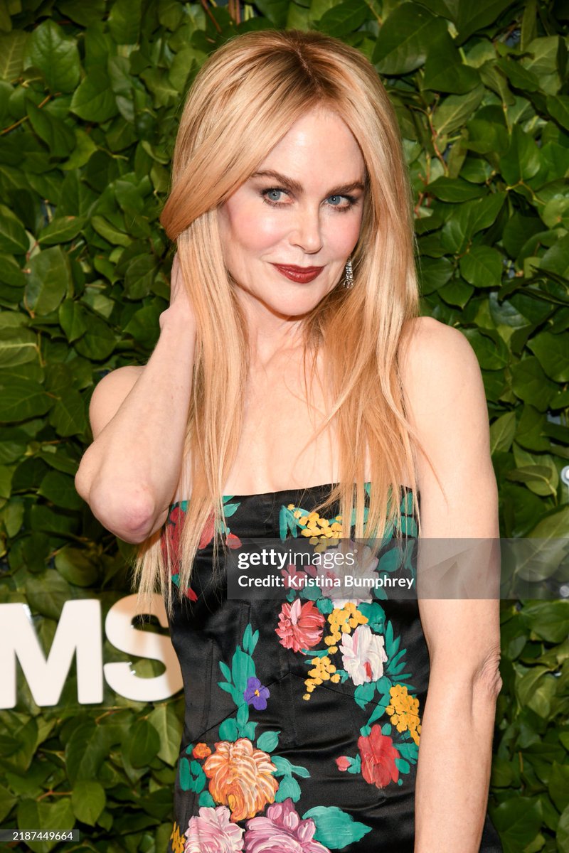 kidmanarchive's tweet photo. Nicole Kidman at the 34th Annual Gotham Awards https://t.co/fHG7mF5Sxa