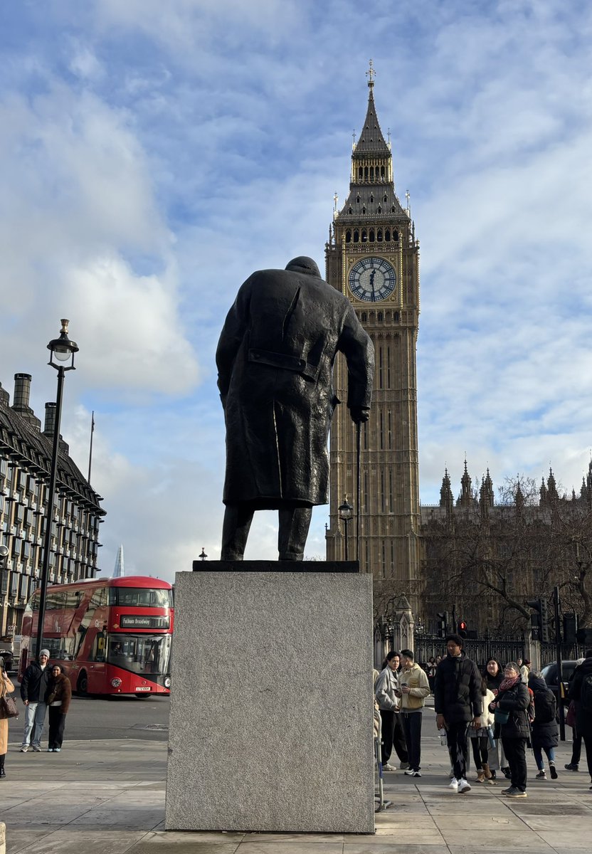 AltonSteven's tweet photo. Valuable meetings with the Business Minister as part of the Hospitality Sector Council and with officials across Government to ensure the reality facing our nations pubs is fully understood &amp; critical need for fairer taxes. Please engage MPs in every community for support #MyPub https://t.co/8DHvh5Rgj0
