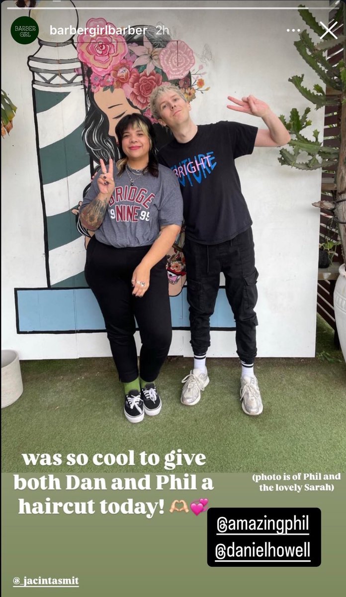 notdanhowells's tweet photo. HE GOT THE LITTLE MULLET WITH THE SHAVED SIDES ON PURPOSE THIS IS THE BEST MORNING OF MY LIFE https://t.co/mH0ctzXgbz