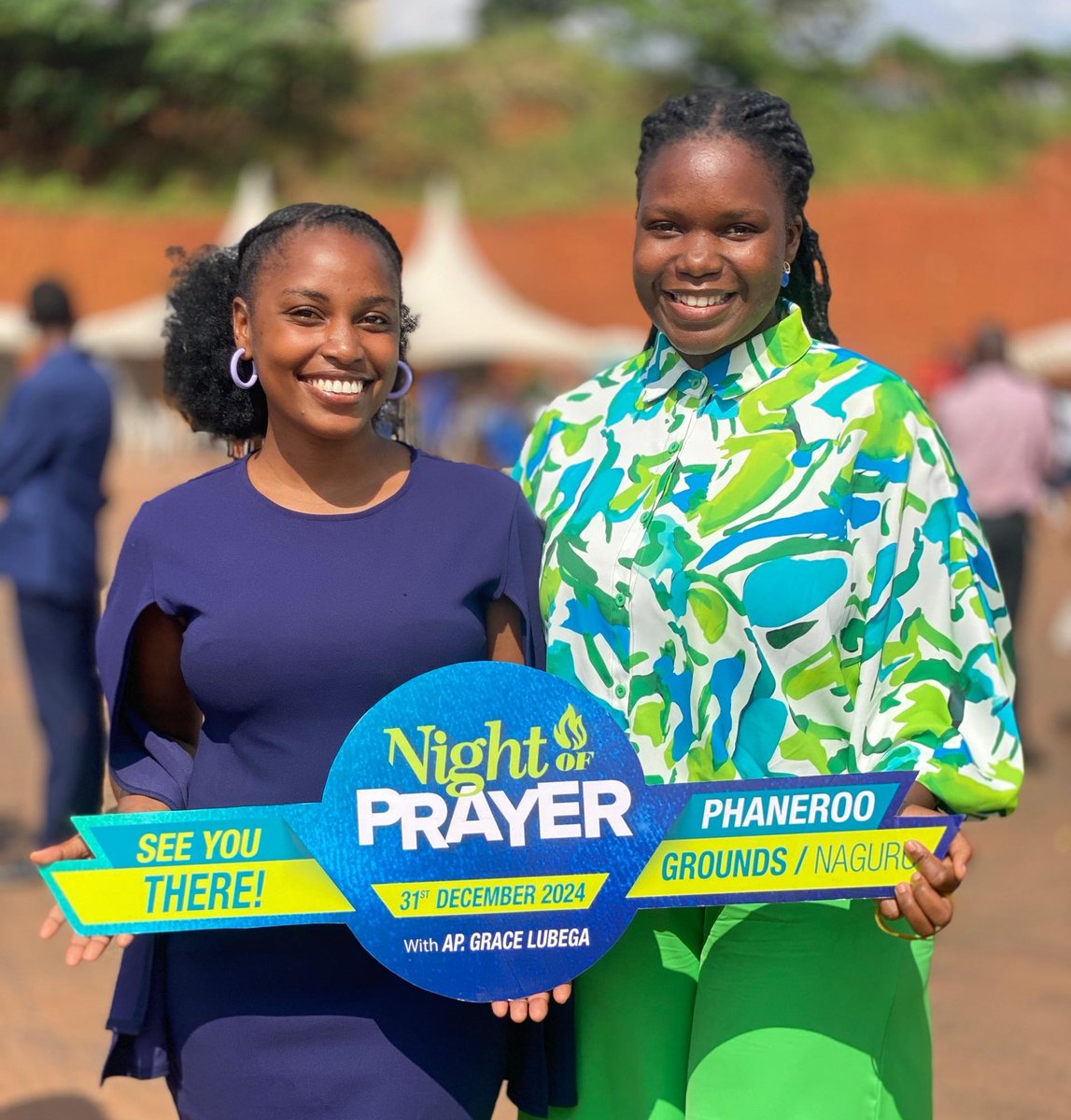I think her smile is better with the gentleman 🤭😂 sikyo?

All roads on 31st Dec, will be leading to one place, the #PhanerooGroundsNaguru for the #NightOfPrayer2024 🎊.