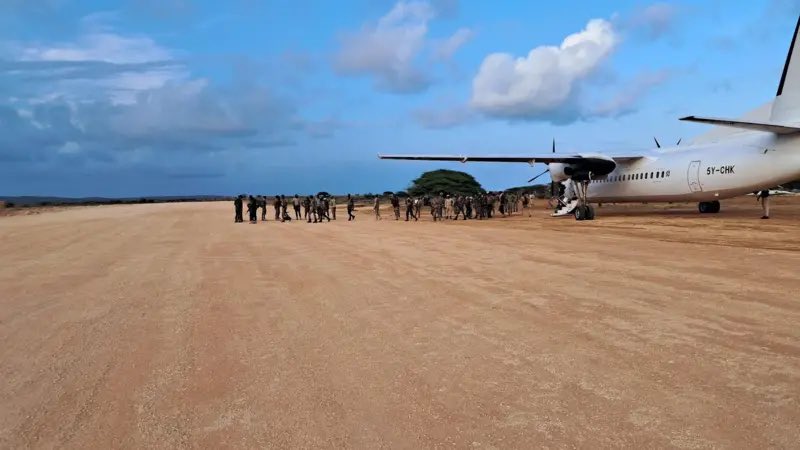 saaidhassan21's tweet photo. The continuous deployment of #SNA forces to territories free of Al-Shabaab on a daily basis, primarily to score political points, will have far-reaching and detrimental consequences. 

This strategy risks undermining the reputation of the national army, which should be a unifying and protective force for all citizens. @HassanSMohamud  must learn from history that using the military to oppress any segment of the Somali community has never yielded positive results or achieved intended objectives. Instead, such actions have historically led to the fragmentation of what was once a powerful national army along clan lines.

The government and the people of #Jubaland stand united now more than ever, resolute in their commitment to defend their rights and dignity against what they perceive as unlawful aggression. 

#Jubalandprevails