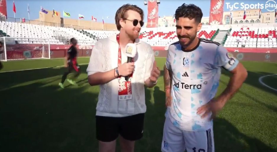 ¡Goleada de Argentina 🇦🇷! Se impuso 6-1 ante Sudáfrica 🇿🇦 y obtuvo un triunfo histórico en búsqueda de la clasificación a los octavos de final del Mundial de Fútbol Socca. Lo viste EN VIVO por Play.tycsports.com📲🖥️

🎙️ <a href="/NicolasIFunes/">Nicolás Funes</a> <a href="/Faustinolana/">Faustino</a>