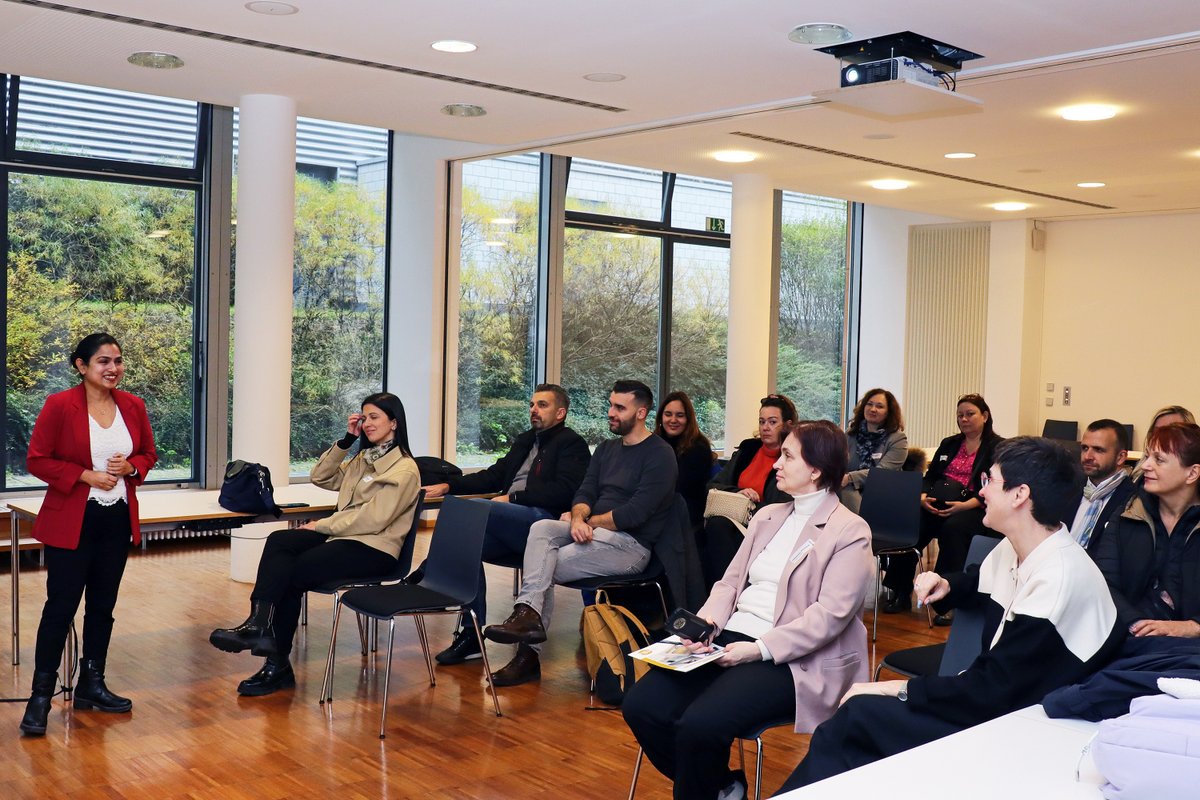 FBH_News's tweet image. 🌍 We were delighted to welcome a delegation from Steinbeis Wissens- und Technologietransfer GmbH, as well as rectors, chancellors, & research managers from @Uniwersytet_GD, @UMmalta, @HrUnist and @CERICnews to FBH!
Read more: 👉 fbhlink.de/qip3
#PrototypeEngineering