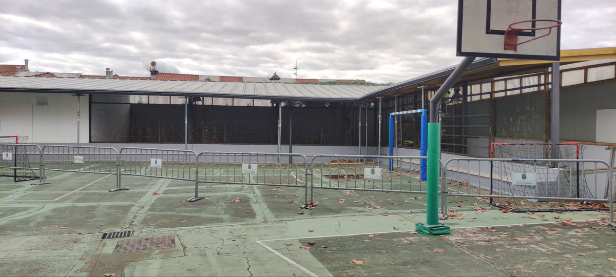 ‼️‼️59 DÍAS‼️‼️desde que aparecieron las #grietas en el CEIP Menéndez Pelayo de #Santander. Sabemos que las administraciones son lentas, pero de ahí a ser ineficientes, hay un paso <a href="/AmpaPelayo/">AMPA Menéndez Pelayo Santander</a> <a href="/gemaigual/">Gema Igual Ortiz</a> <a href="/NoemiMendez/">Noemí Méndez</a> <a href="/SERGIOSILVA75/">SERGIO SILVA📚🇪🇦</a> <a href="/mjburuaga/">M.J Sáenz de Buruaga</a>