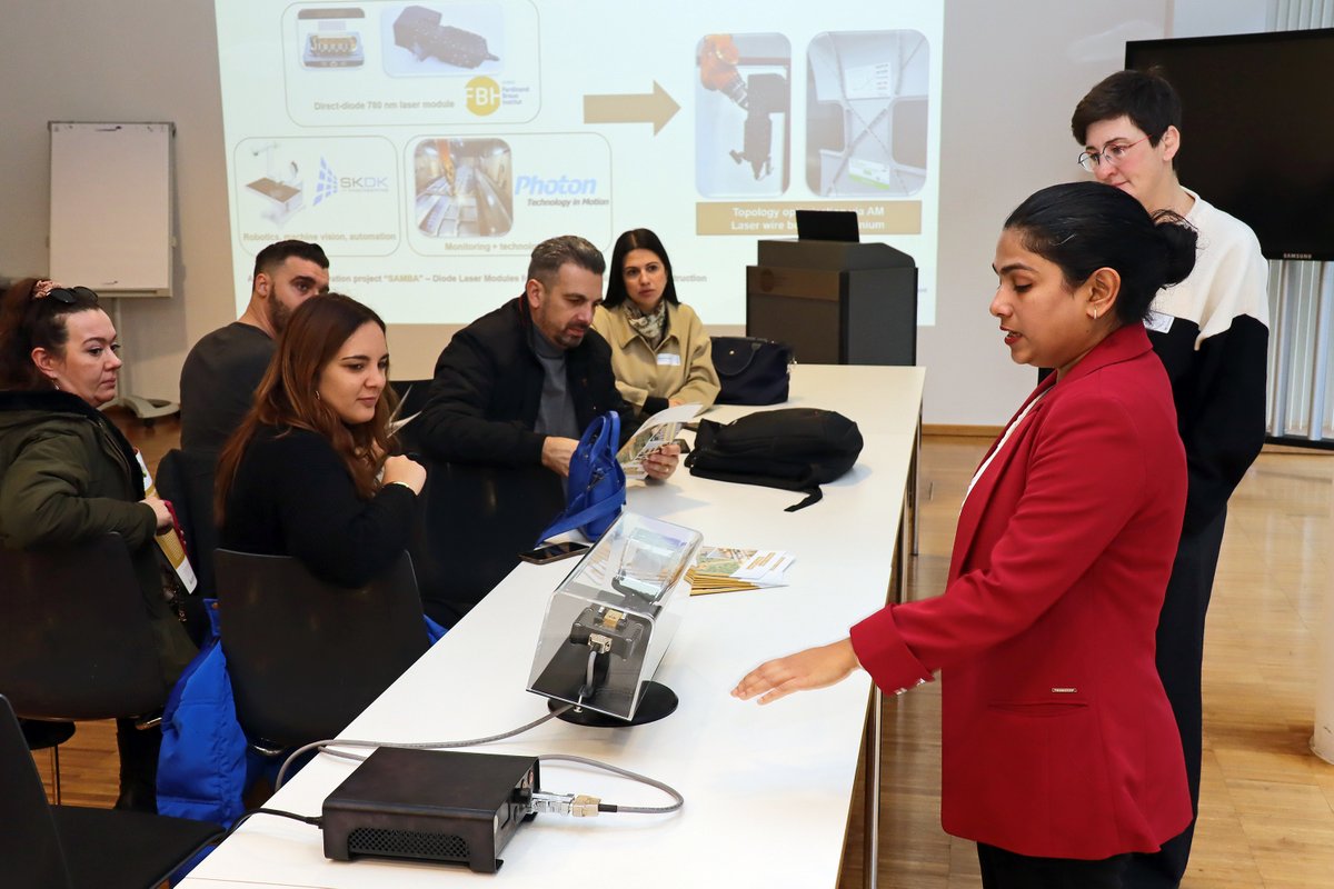FBH_News's tweet image. 🌍 We were delighted to welcome a delegation from Steinbeis Wissens- und Technologietransfer GmbH, as well as rectors, chancellors, & research managers from @Uniwersytet_GD, @UMmalta, @HrUnist and @CERICnews to FBH!
Read more: 👉 fbhlink.de/qip3
#PrototypeEngineering