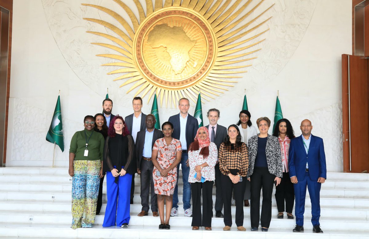 UNESCO_Addis's tweet photo. Thank you @_AfricanUnion ICD for having @UNESCO_Addis join #AUMF Review Workshop to assess progress &amp; plan ahead.@RBissoonauth urged expanding #AUMF through tech via a resource repository, MOOCs, #AI newsrooms, archives, investigative journalism &amp; inclusion of journalism students https://t.co/MPJIkt5ZLS