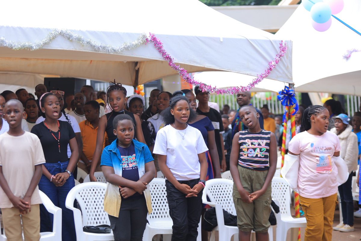 kqprimaryschool's tweet photo. #HappeningNow: @kqprimaryschool #endofyear #christmas2024 Party happening now! Follow the proceedings here!! Starting the #FestiveSeason in style!๐ฅณ๐๐ค #endofterm #partytime.
#PresidentMuseveni #DJEvolve #Kairo https://t.co/FgdruDMjYP