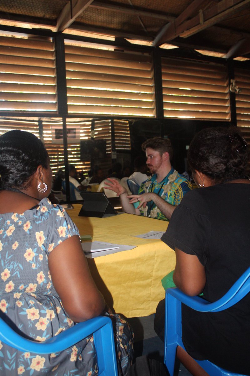 Session #2 Highlights from PAYA’s Honiara Workshop 🇸🇧 

After morning tea, participants broke into four small groups and rotated around the room at four different tables.

💥 Scholarship Interviews
💥 Job Interviews
💥 Media Interviews
💥 Presenting/Public Speaking

<a href="/AusHCSols/">Australian High Commission, Solomon Islands</a>