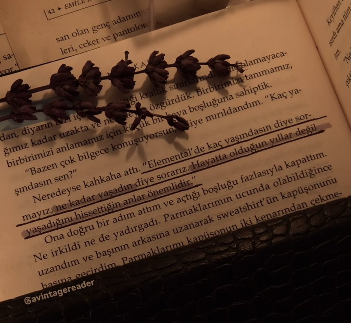 “Hayatta olduğun yıllar değil,
yaşadığını hissettiğin anlar önemlidir.”