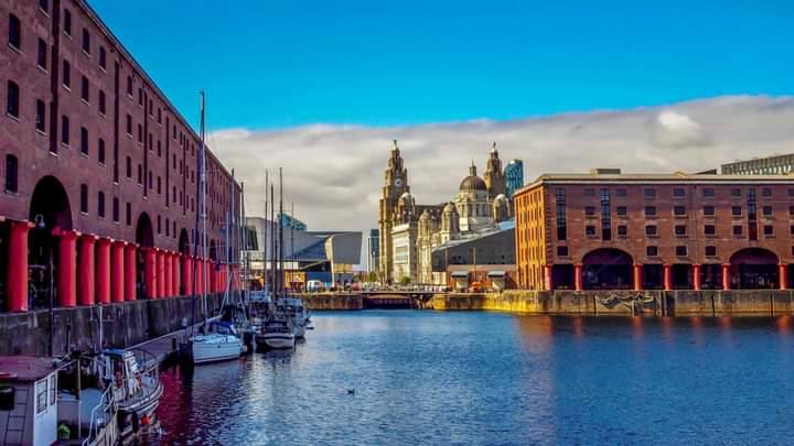 MichelinGuideUK's tweet photo. Visit Liverpool: For Food, Football &amp; The Fab Four

Stand where footballing and musical giants once stood in one of Britain’s most influential and culturally significant cities

https://t.co/i5uDKTuPQB https://t.co/ErPw6MscPa