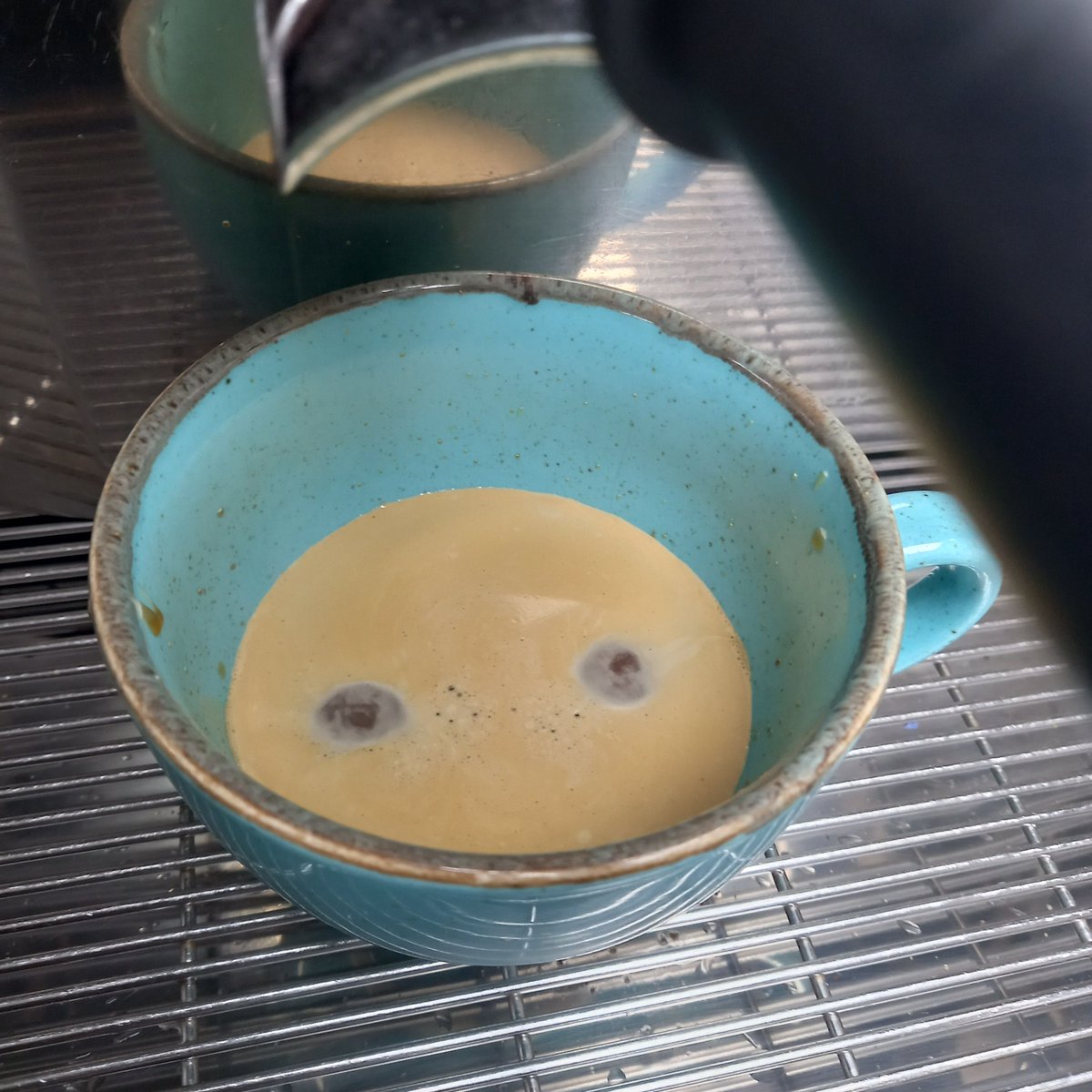 7.15 and the first job of the day is completed. Off to a good start. #coffee #tapside #coffeeengineer #espresso #earlystart