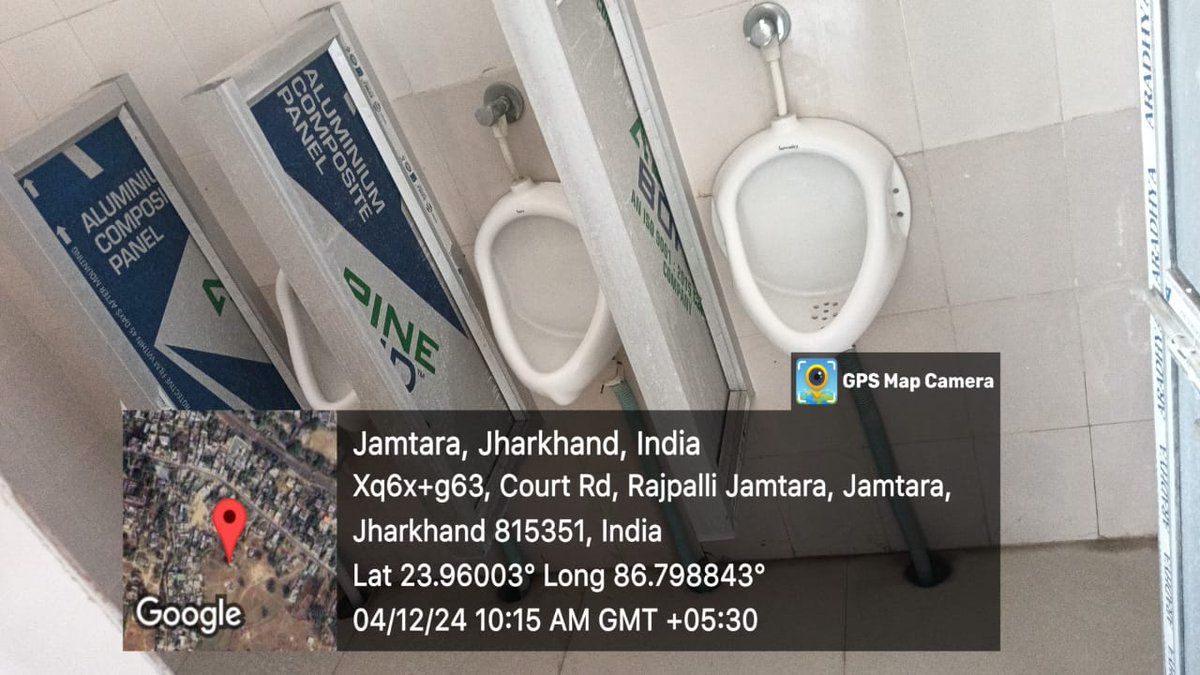 NJamtara's tweet photo. Clean Toilet Campaign at Nagar Panchayat Jamtara https://t.co/8Rl10NjCzA