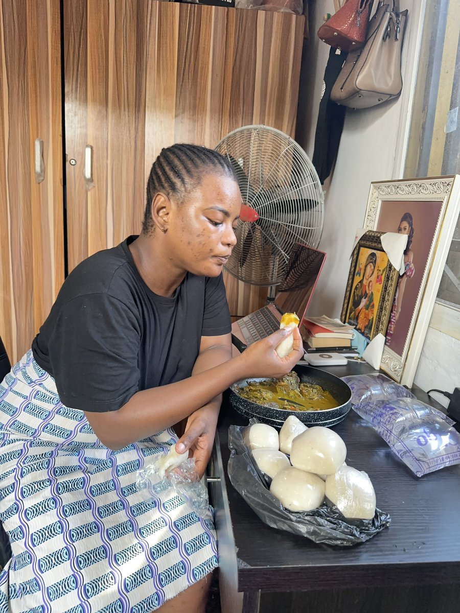 it_Rutie's tweet image. Day 1 of portion control. 🥰