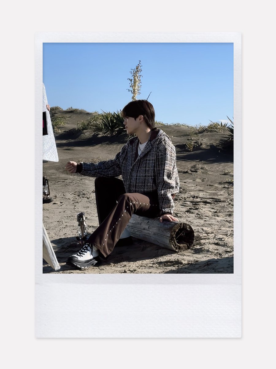 OFFICIAL__KAJA's tweet photo. ［📝］

KJRGL 1st EP “prelude~the brilliant blue” 
#KOUKI Interview

🎞️「Beautiful Dream」MV
https://t.co/3QzuYRV2gL

🎧Streaming &amp; Download 
https://t.co/tKiwkn0y5D

💿CD Purchase 
https://t.co/95Vq8cXKGL

#KJRGL #カジャーグル #카자그루
#KJRGL_brilliant #KJRGL_EP https://t.co/R6XFpW7W4v