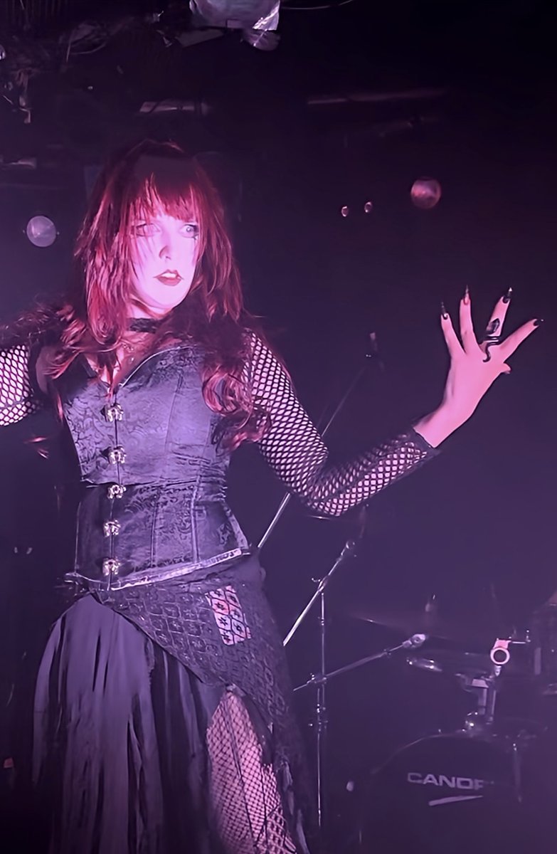 FarEastRadioJ's tweet image. Blackout with Gods of Decay
2024 11/27放送まとめ
#GodsofDecay #Godfrost #ラジオ川越
x.com/Luna_Midnight0…

目次
1.オープニング
2.Frostのオススメ音楽紹介コーナー:Pixies
3.Frostの気になる音楽話:バンドで生きる夢を選んだ人気女優。テイラー・モムセン
4.いきなり楽曲紹介:Papa Roach