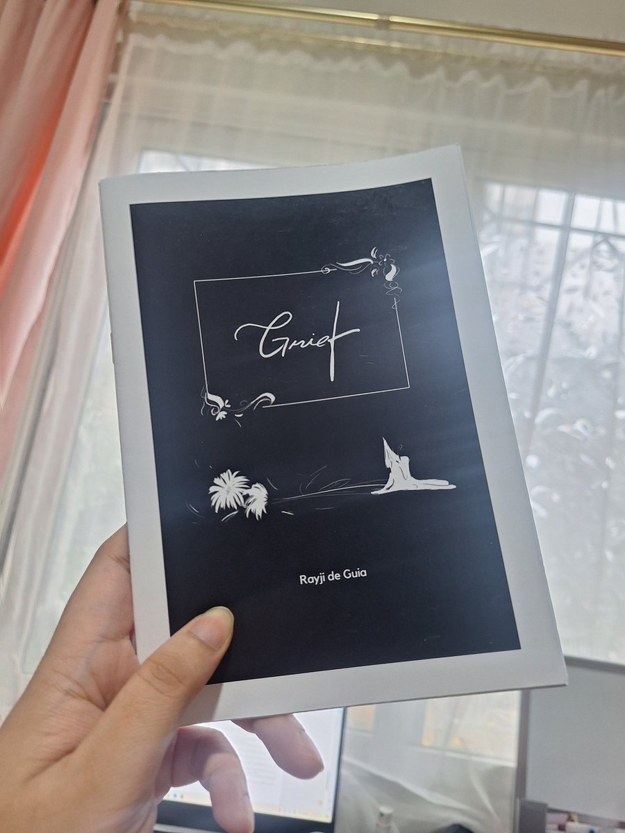 rayjideguia's tweet photo. if u see me on saturday, ask me what's in my bag (baka may zines and bookmarks) #ambulantzinester #bltx https://t.co/vILeLvBwBs