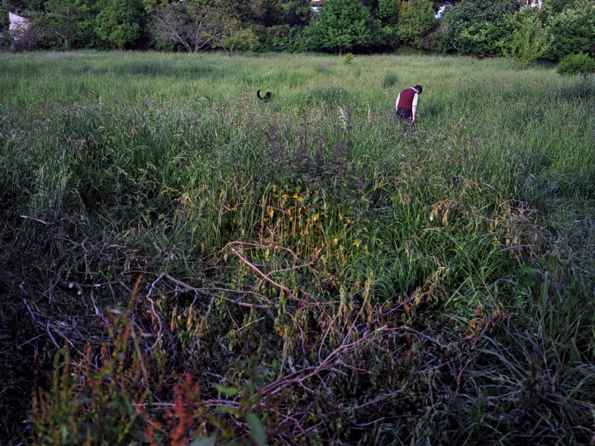 💥 'Entidade singular', de <a href="/IvanNespereira/">Ivan Nespereira</a>, gañador do IV Premio Editorial de Fotografía Documental Galega. Parabéns!

📚 O selo Dispara convertirá este proxecto en libro grazas ao apoio da Fundación MOP.