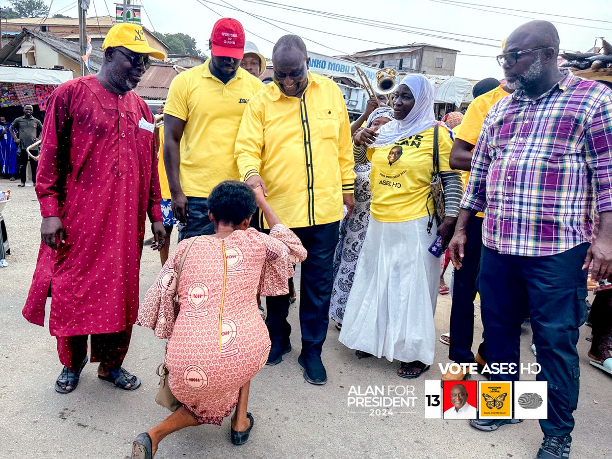 AlanKyerematen's tweet image. Thank you, Central Region, for the warm and heartfelt welcome!

Let’s break free from 32 years of stagnation and create the change we deserve.

🗳️ Vote Alan Kyerematen
🦋 Movement for Change – Ghana Will Rise Again!