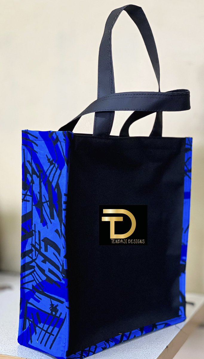 Kurlycheeks's tweet image. If you’re searching for gift ideas this holiday season, I’ve got a few suggestions that might catch your interest. Whether it’s stylish bags, cozy blankets, or even corporate gift options, there’s something for everyone!😊