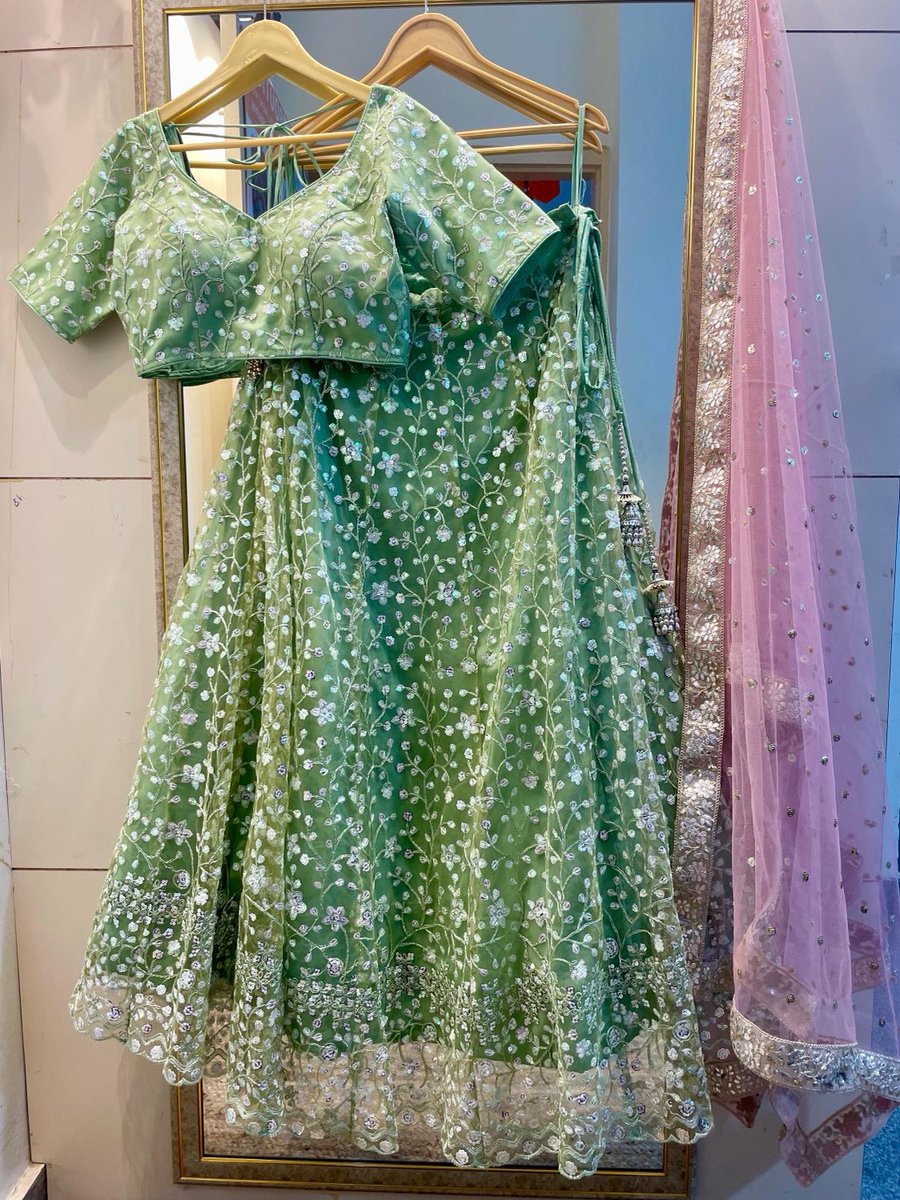ShoppingoverCOM's tweet photo. #lehenga for women https://t.co/70R7QYUxMO