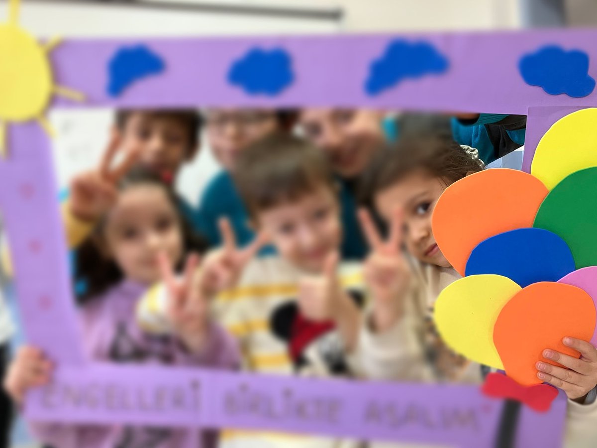 SamsunMEM_ISGB's tweet photo. 3 Aralık Dünya Engelliler Günü kapsamında pilot okullarımızın farklı engellerin aslında engel olmadığına dikkat çekmek amacıyla yaptığı güzel etkinlikler için emeği geçen herkese teşekkür ederiz.@meb_dhgm @omurfatih @ozkan_meb @samsunmem @muratagar60 https://t.co/jATNRTwowE