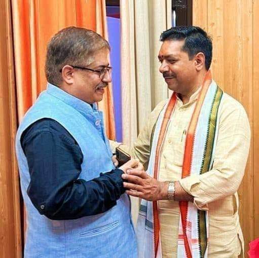 कुशल संगठनकर्ता <a href="/BJP4UK/">BJP Uttarakhand</a> के माननीय प्रदेश महामंत्री संगठन श्री <a href="/ajaeybjp/">Ajaey Kumar</a> जी को जन्मदिवस की हार्दिक बधाई एवं शुभकामनाएं। 

मां भगवती जी से आपके सदैव उत्तम स्वास्थ्य एवं दीर्घायु होने की प्रार्थना करता हूं।