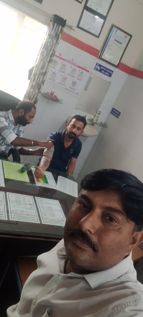 SihorTdo's tweet image. શિહોર તાલુકાનાં સોનગઢ ગામે સફાઇ કર્મચારીની આરોગ્ય તપાસ કરાવેલ.
#ToiletsForDignity 
#NirmalGujaratSwasthGujarat
@BhavnagarDrda