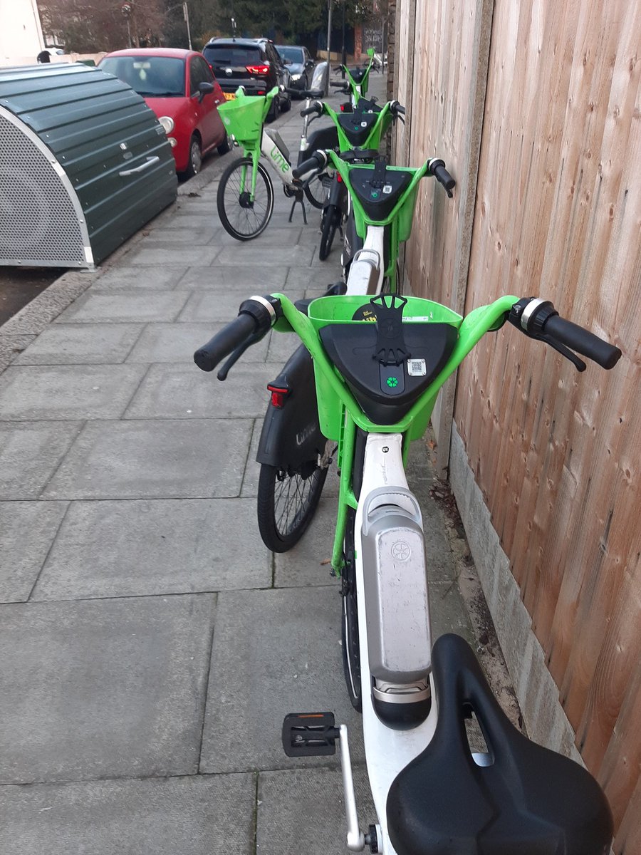 StMichaelsN22's tweet photo. @haringeycouncil @limebike The problem with Lime bikes on Selborne Road is getting worse by the day. Fences damaged, parents with pushchairs and small children unable to move them so cross roads instead. What does it take to happen before this is addressed. https://t.co/YjIREX9DwZ