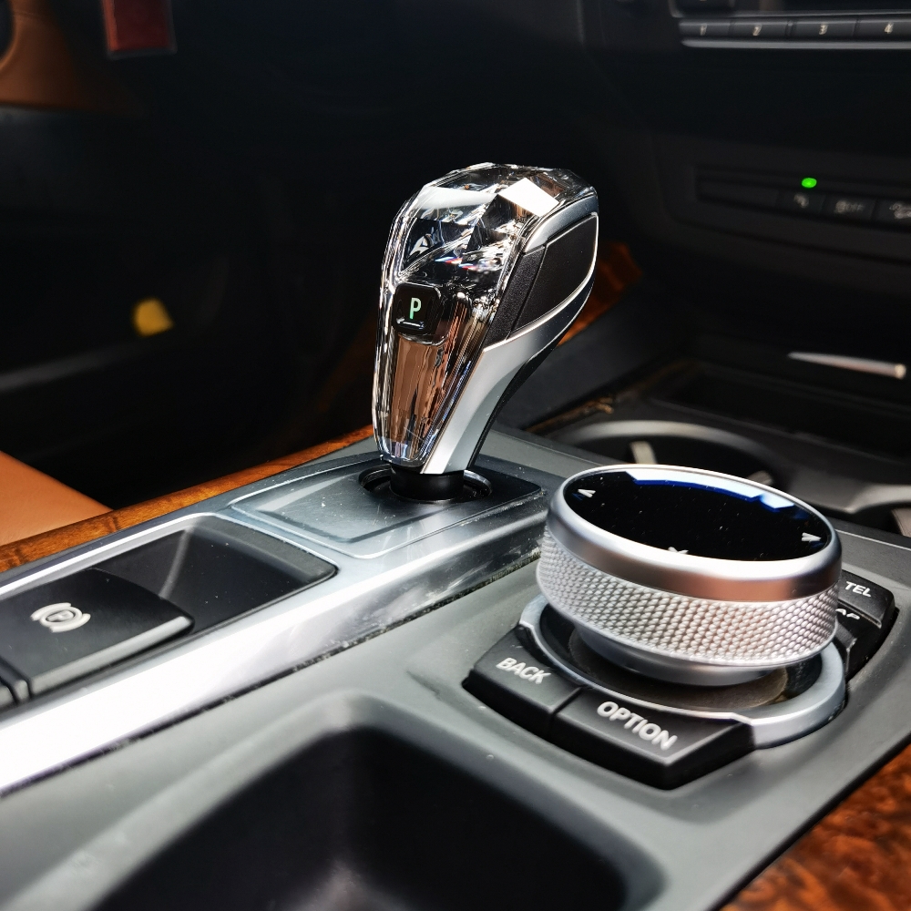 kathy04485910's tweet photo. Upgrade your car with Vstar Crystal Shift knob now.
https://t.co/EDJPfBmtH1

#crystalshiftknob #automodification #carupgrade #bmwupgrade https://t.co/pongMimQJg