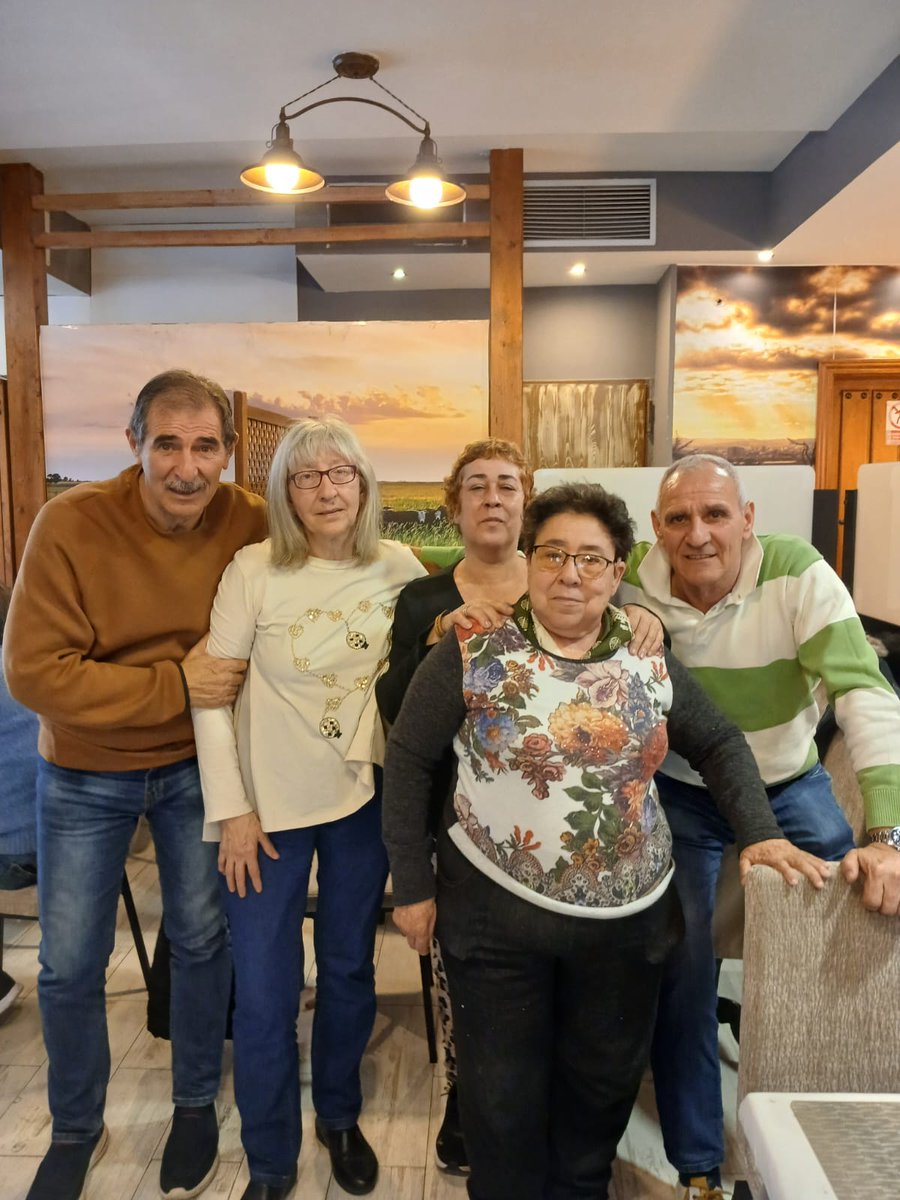 tacticasdfutbol's tweet photo. Ayer día 3 de Diciembre quedamos con nuestras primas Isabel, Mari Paz y Mercedes, en el restaurante La Parrilla Gaucha en la calle Gainza 315. Muy buena atención y fenomenal comida. https://t.co/4cSiAifpCI